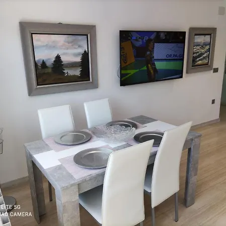 Playa El Puntal Asturias * 比利亚维西奥萨