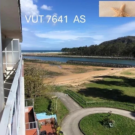 Playa El Puntal Asturias 比利亚维西奥萨