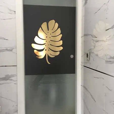 Playa El Puntal Asturias * 比利亚维西奥萨