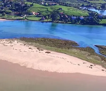 Playa El Puntal Asturias 公寓